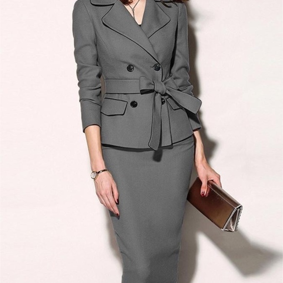 Working Suit - Picture 3 of 3